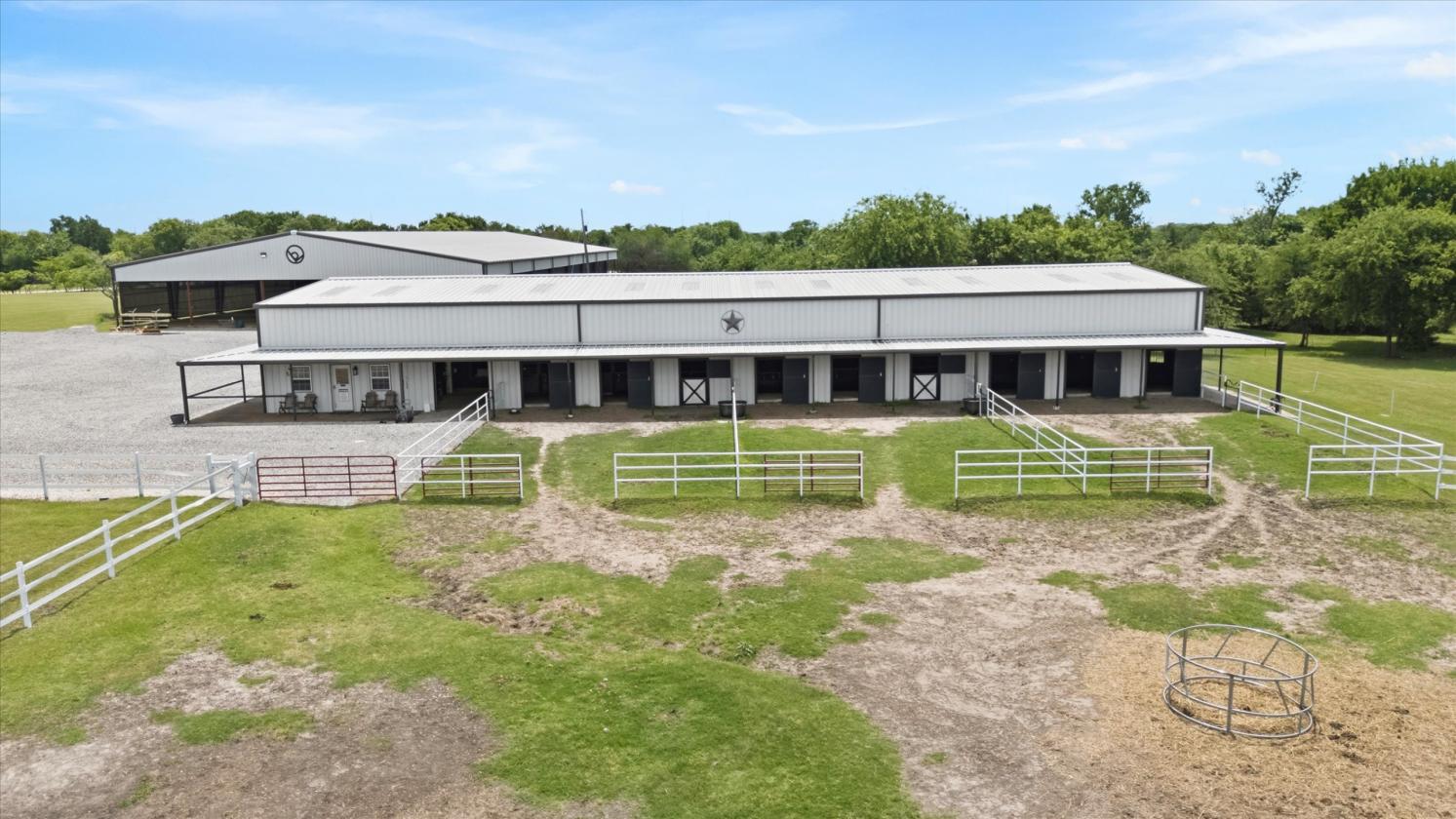 AMAZING HORSE PROPERTY 44+ ACRES - photo 25