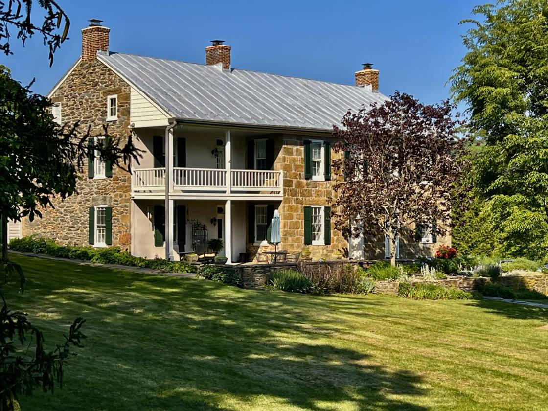 Horse Property for sale.