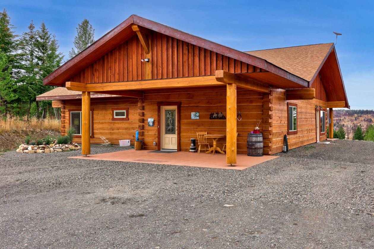Horse Property For Sale BC, Equestrian Properties For Sale British Columbia