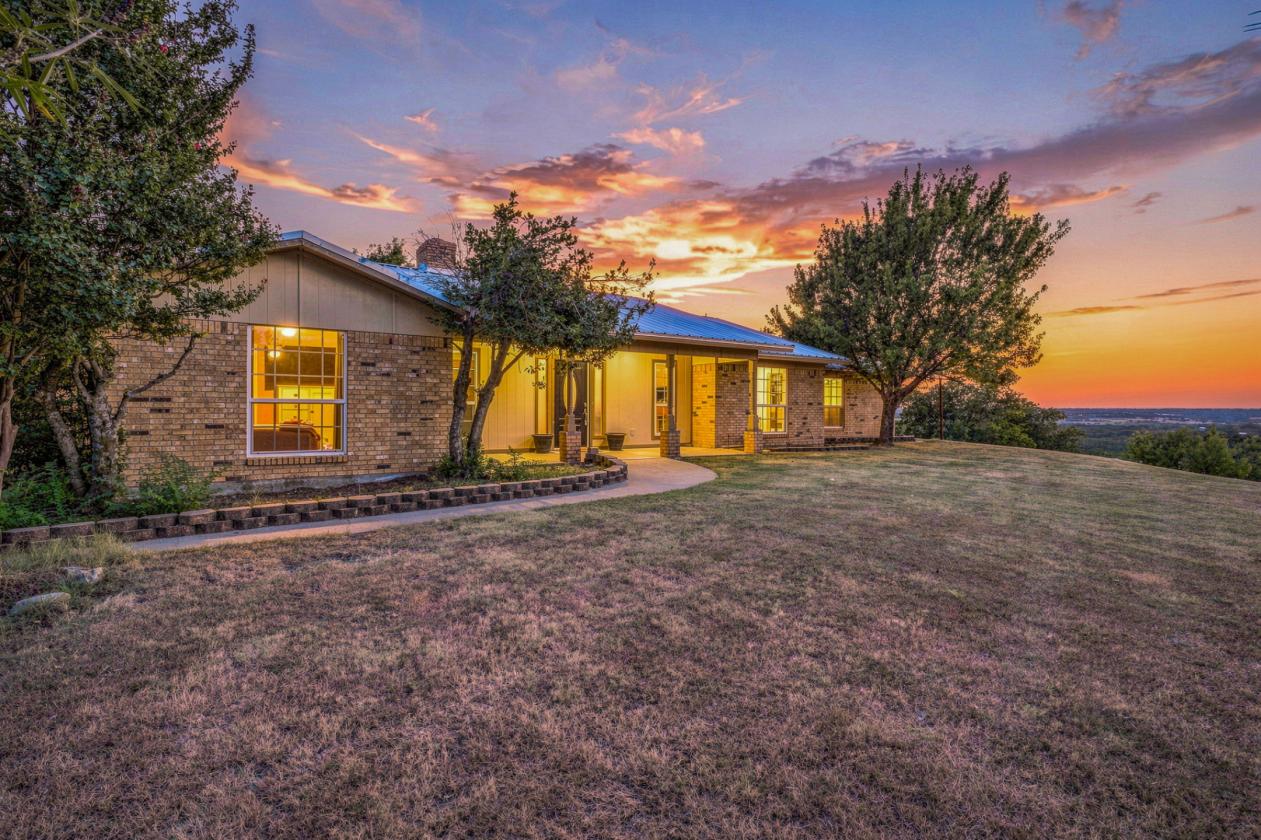 Weatherford TX Horse Property on 3.7 Acres w/ Pool - photo 17