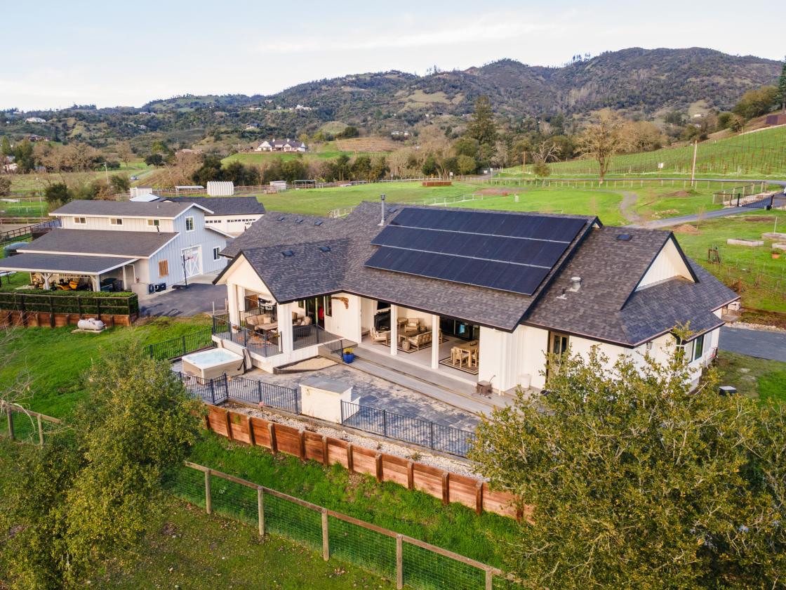 Wine Country Compound with Equestrian Facilities - photo 11