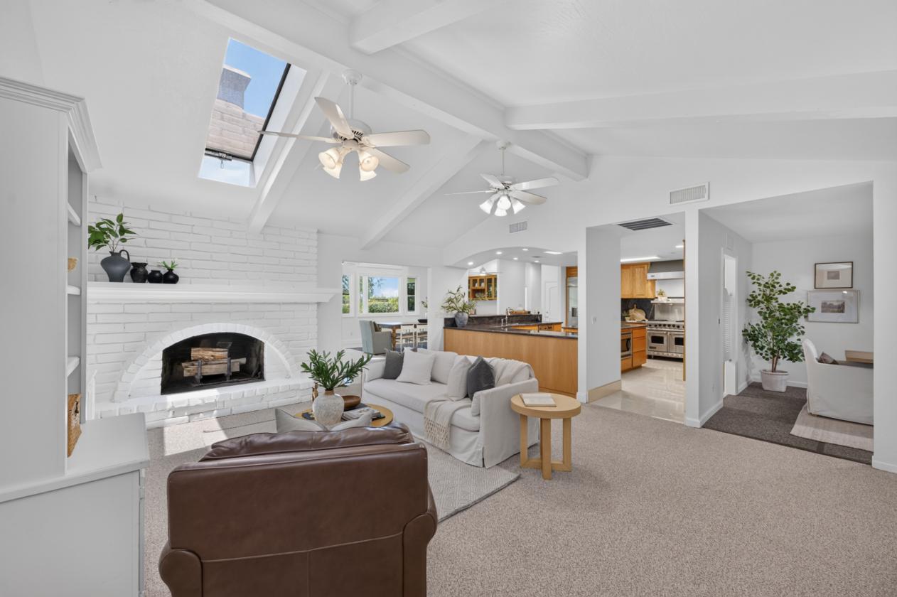 Extraordinary legacy estate in the Central Valley - photo 7
