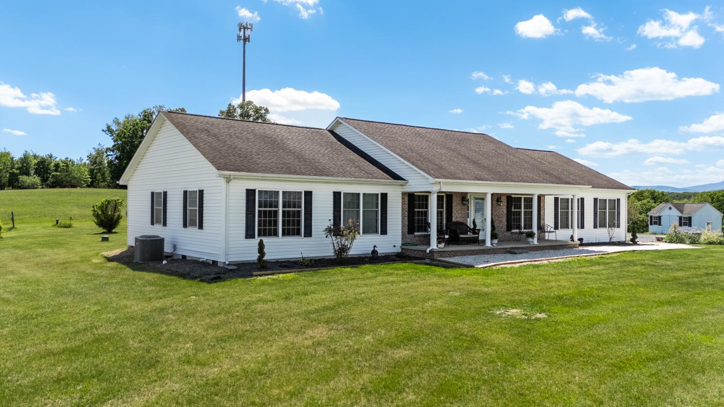 Almost 30 ACRES! Bring your horses, cows or sheep! - photo 11