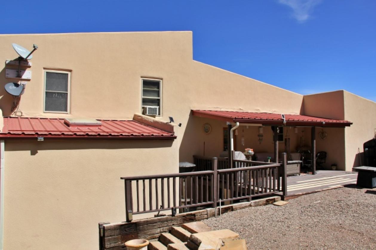 Luxury equestrian property - photo 6