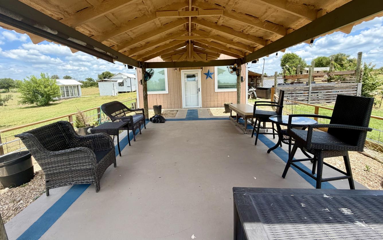 10 Acres and a CUTE cottage near Austin! - photo 28
