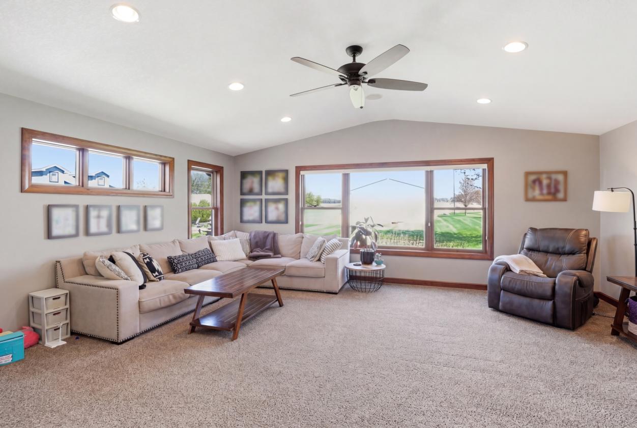 Custom Country Estate - photo 7