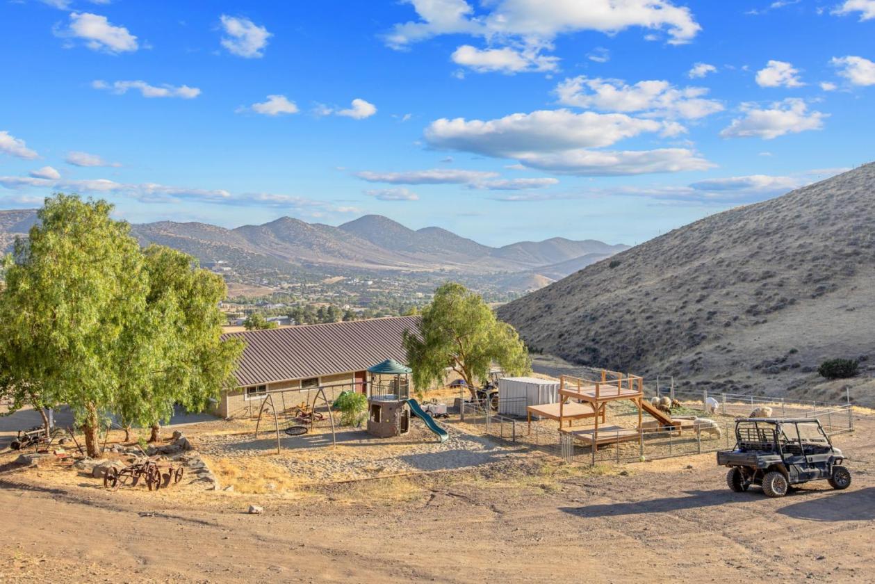 BEAUTIFUL AGUA DULCE VIEWS 160 ACRES - photo 17