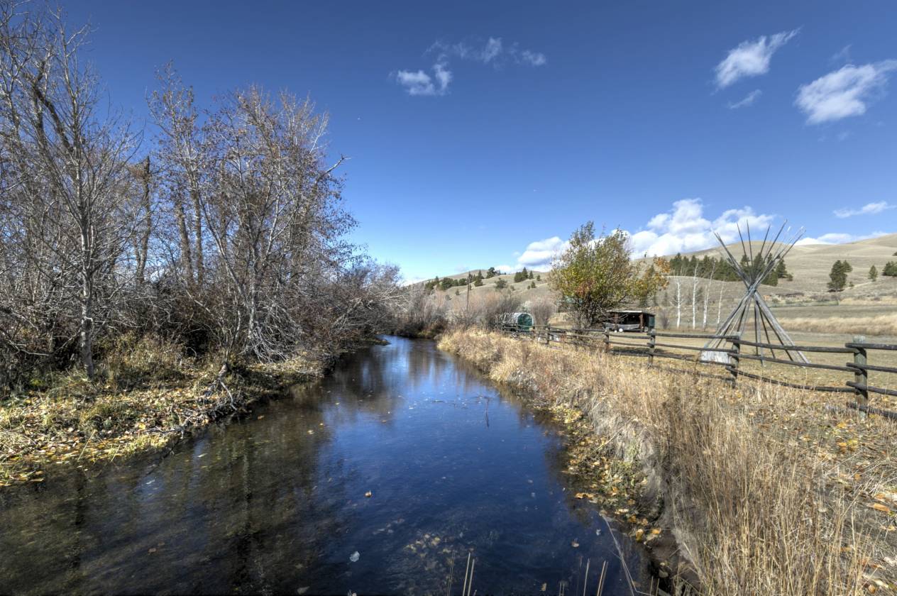 Phantom Spring Ranch on 470± Acres - photo 17