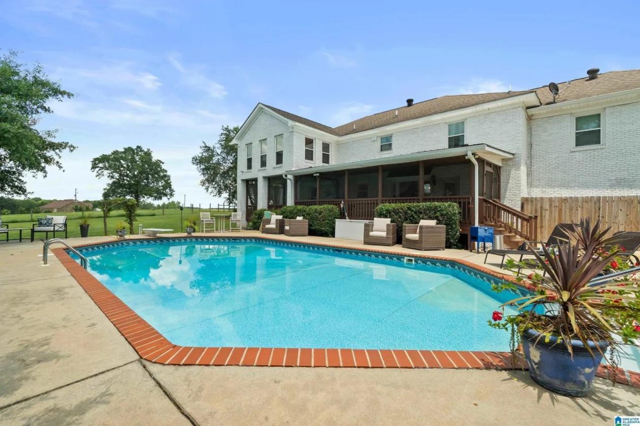 SIGNATURE 14-ACRE ESTATE - photo 14