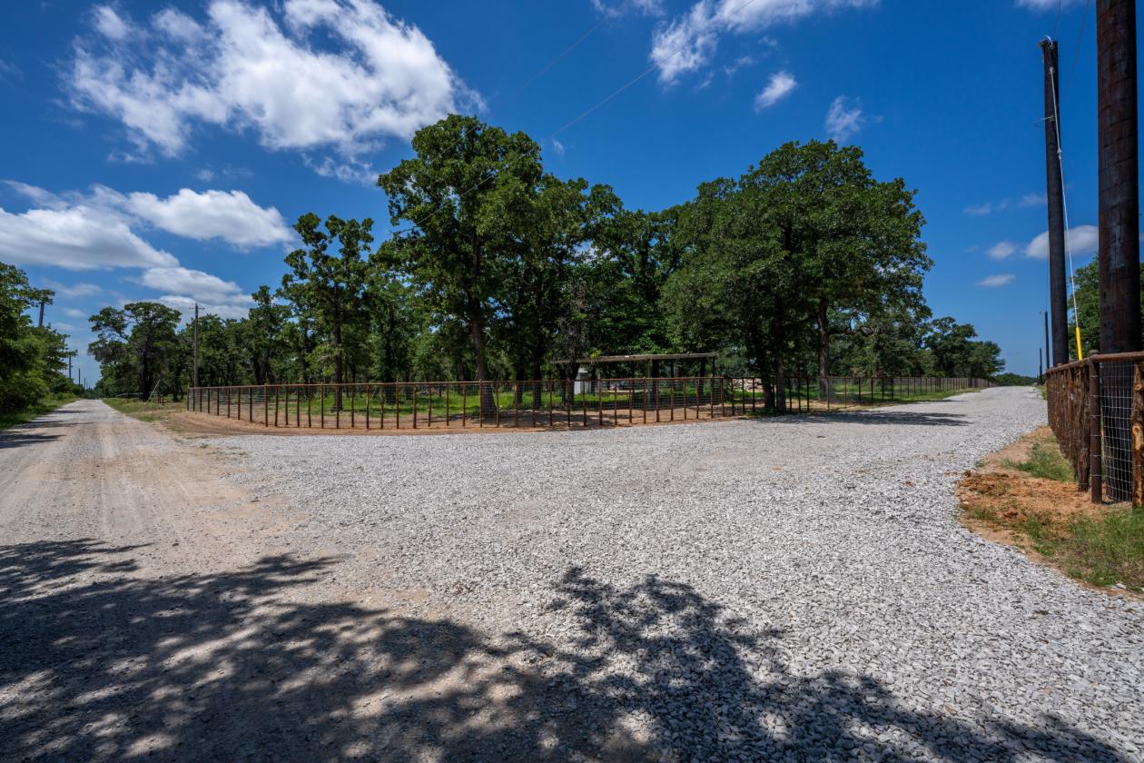 Agriculture Exempt Acreage Build your dream home! - photo 1