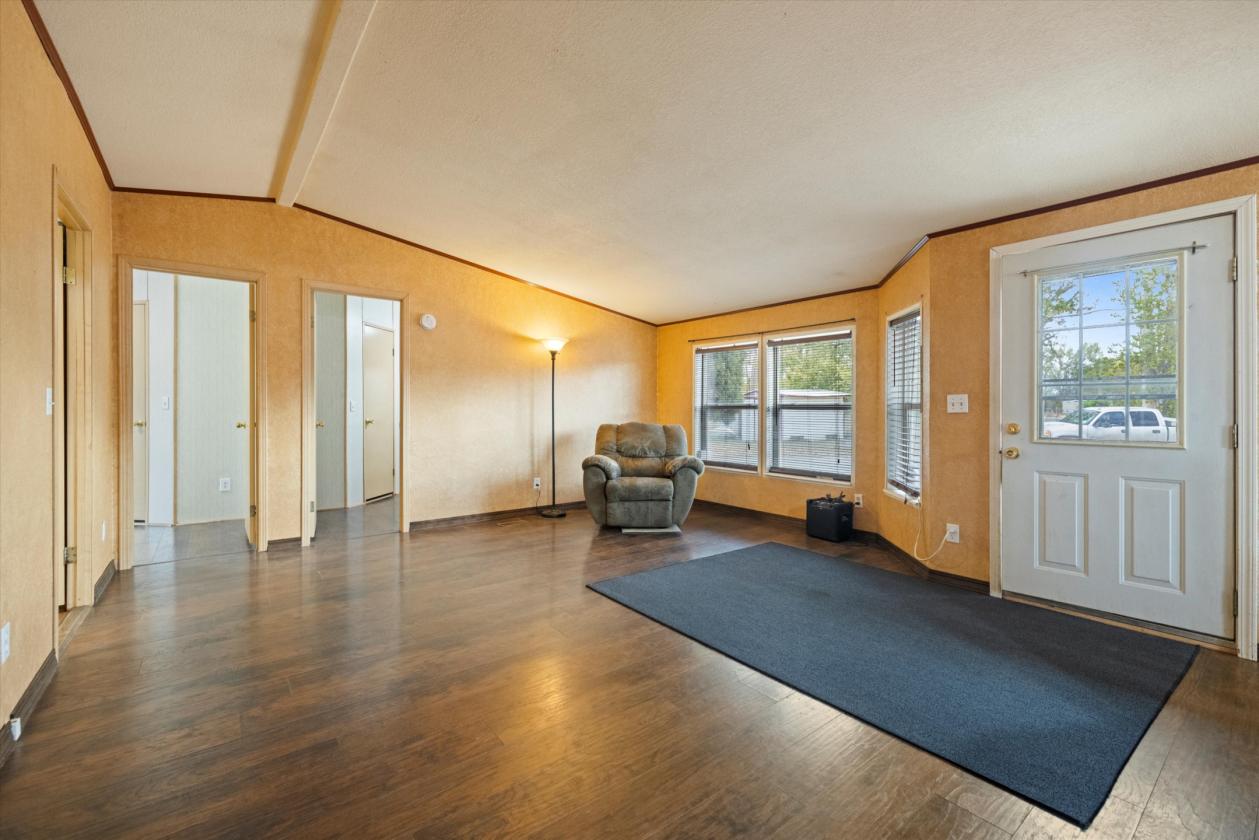 Horse acreage! Irrigated! In-laws quarters! - photo 6