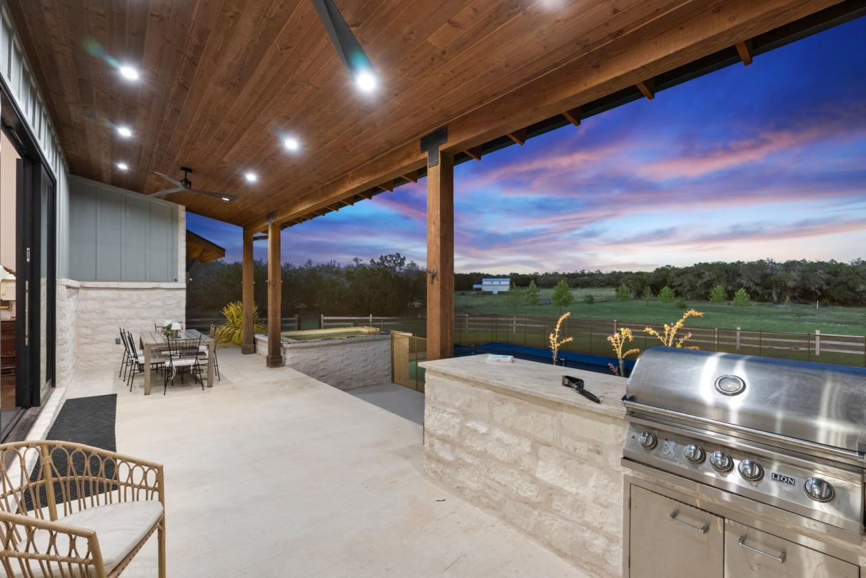 Private Hill Country Sanctuary - photo 26