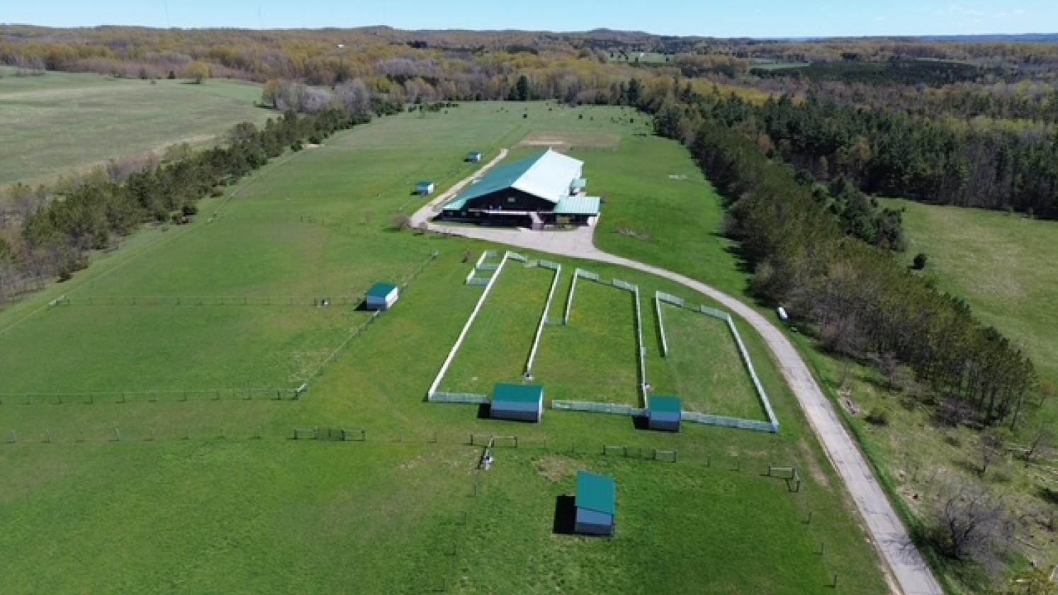 180 ACRE EQUESTRIAN ESTATE WITH PRIVATE LAKE! - photo 10