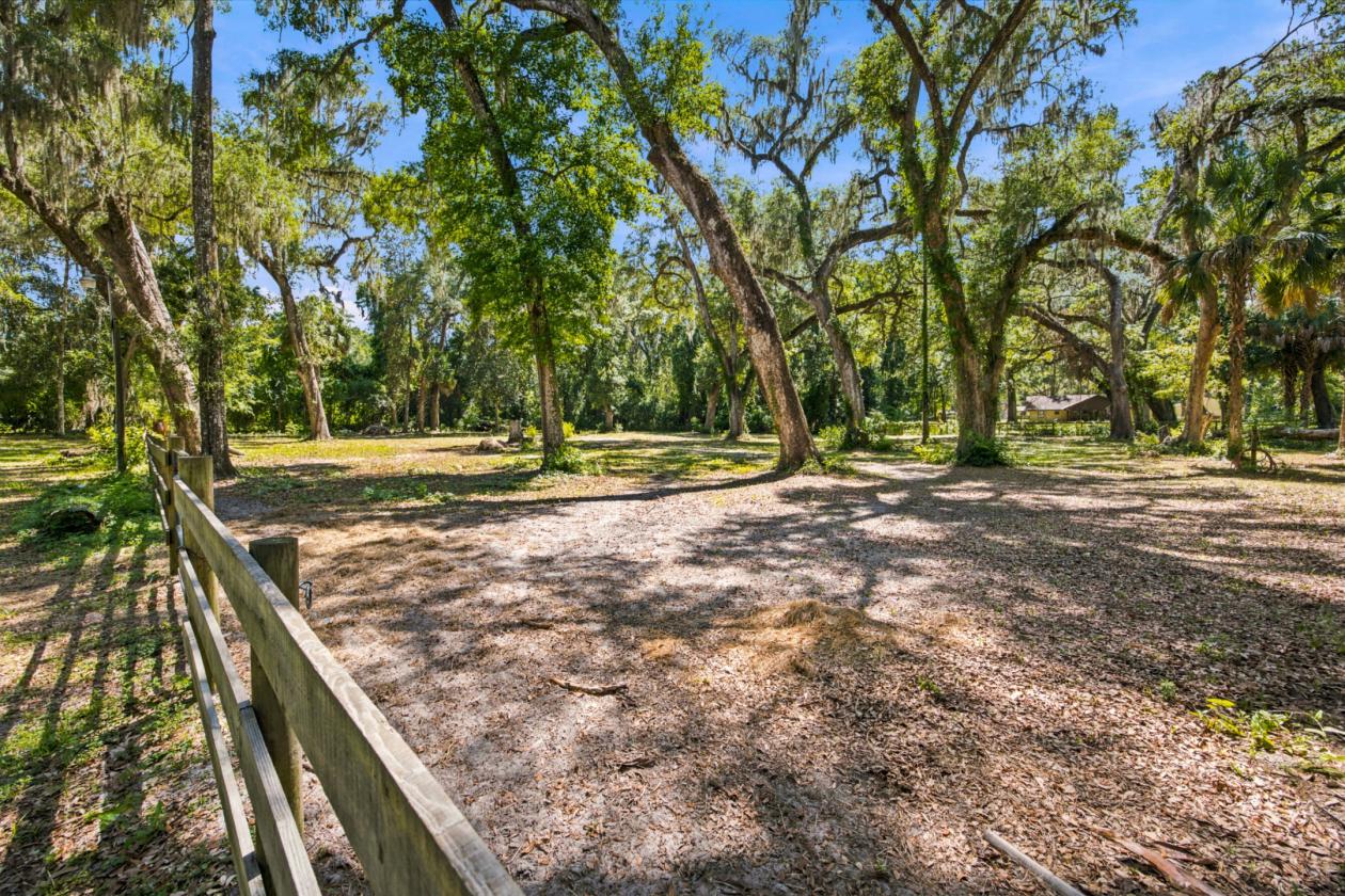 Horse-Ready Anthony Mini Farm — 4.31 Fenced Acres - photo 21