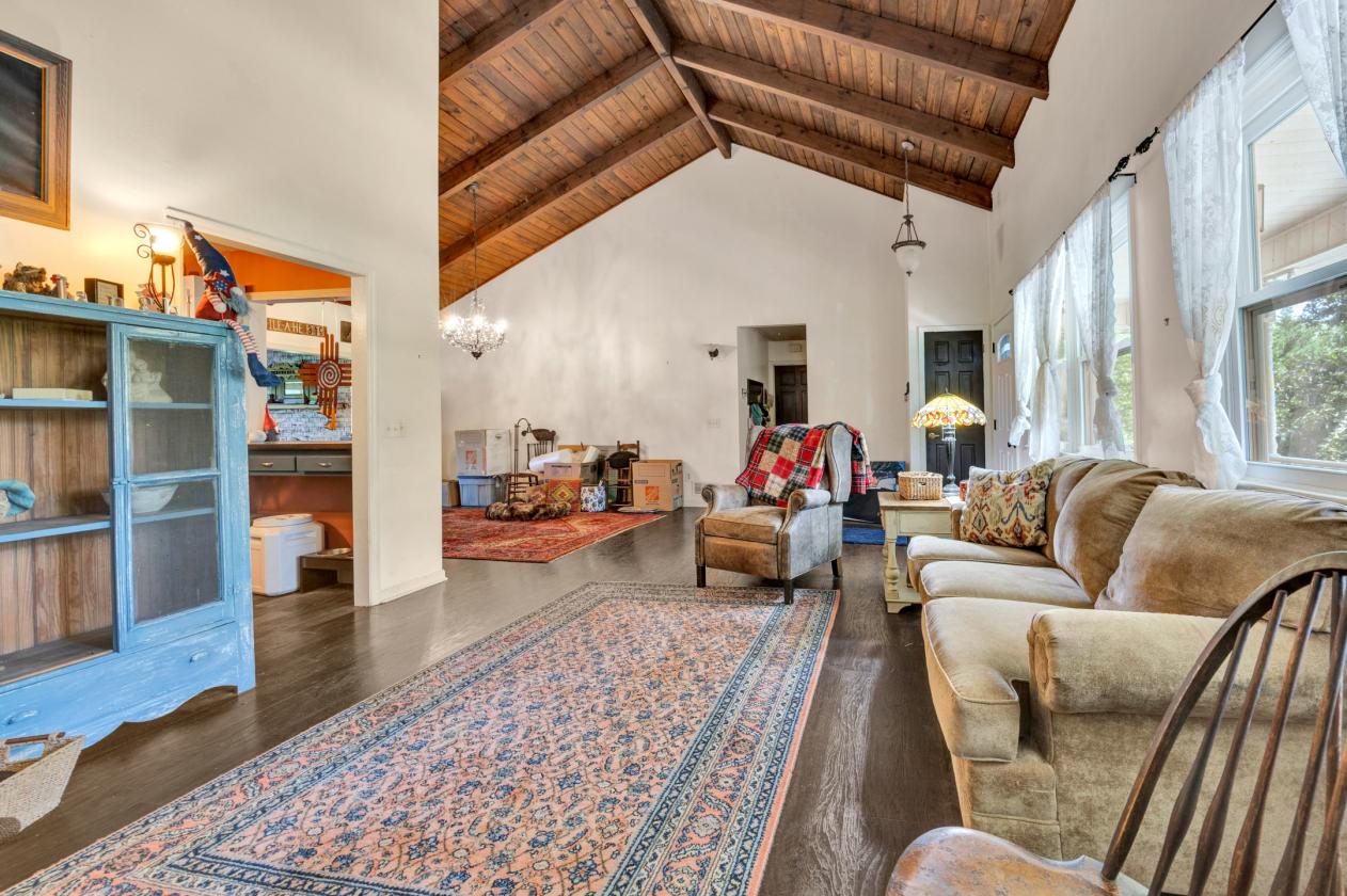 Exceptional 2.98 acre horse property with home - photo 10