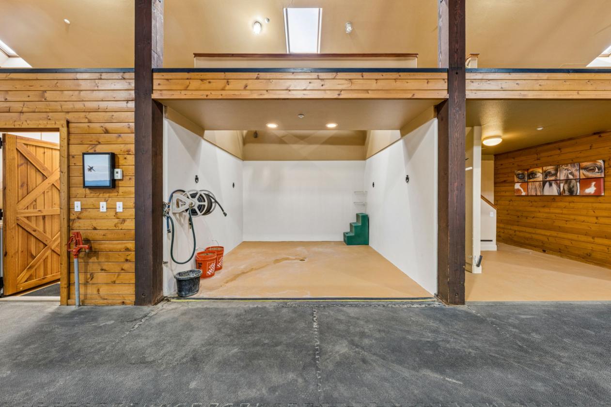 Turn-Key Horse Property With Western Riding & Ski - photo 12
