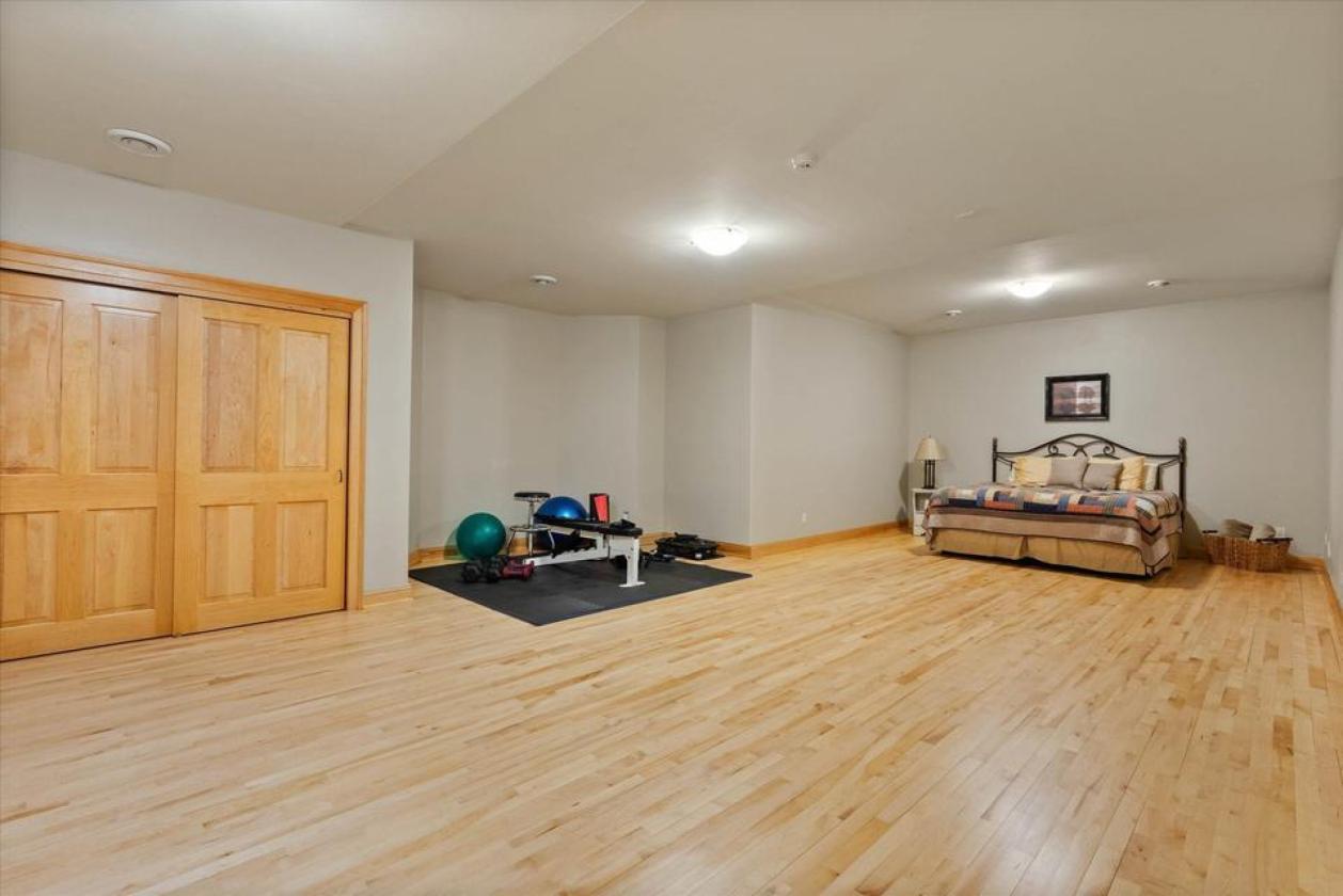 Luxury Horse/Hobby Farm Estate with Gorgeous Views - photo 29
