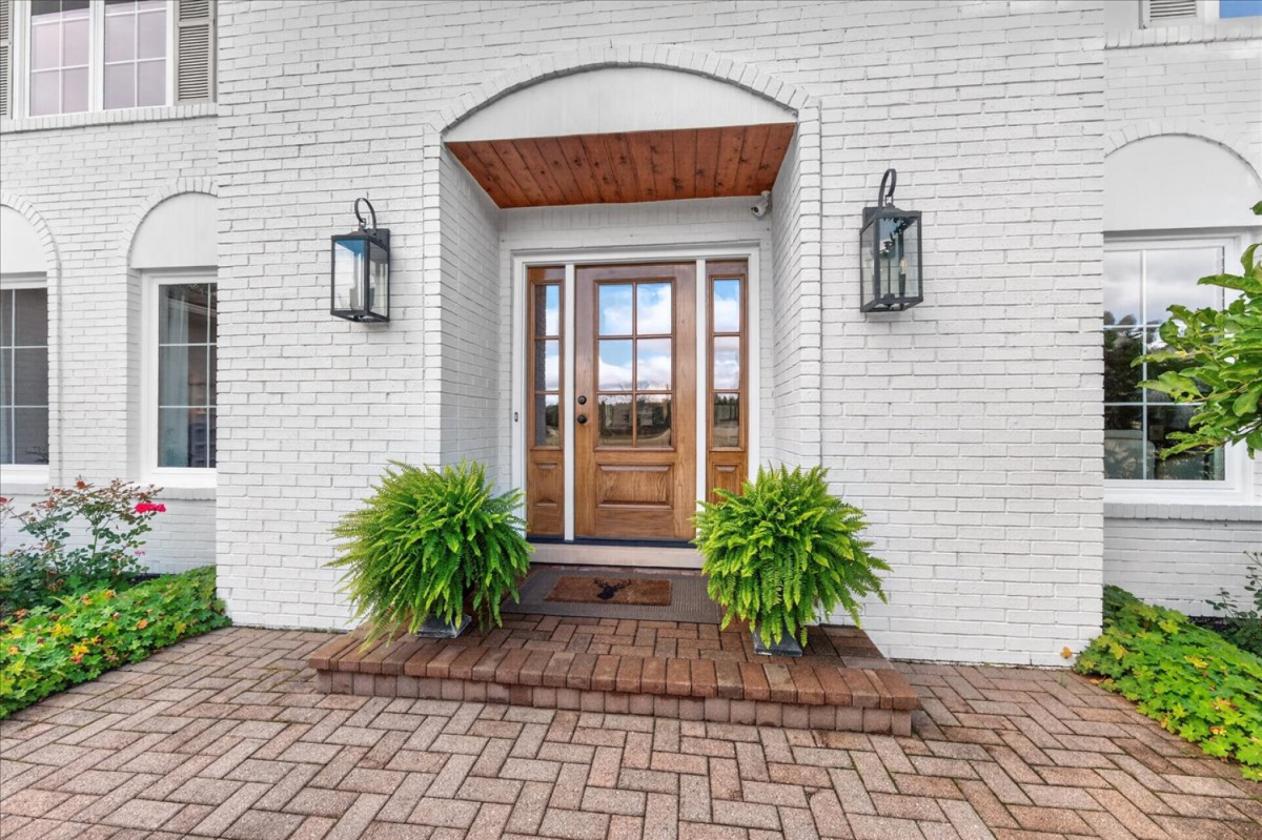 Stunning Colonial on 10 Serene Acres - photo 3