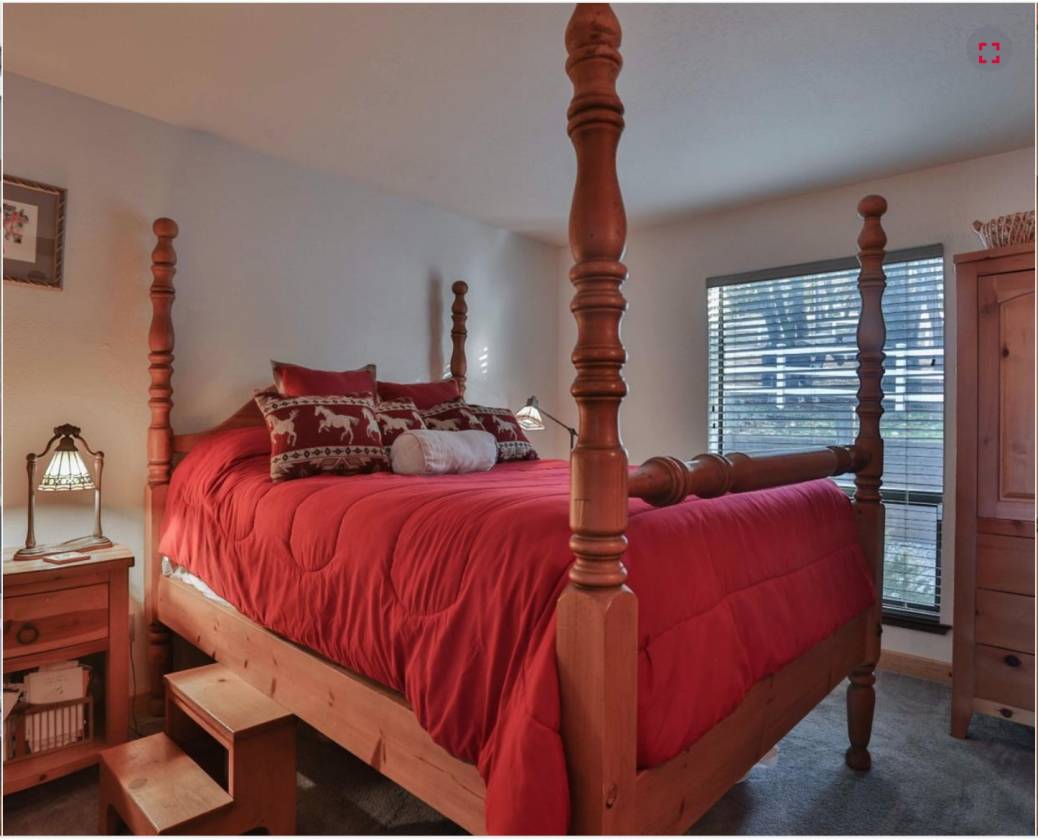 Get Away to the Safe, Serene Country! Beautiful Custom Home