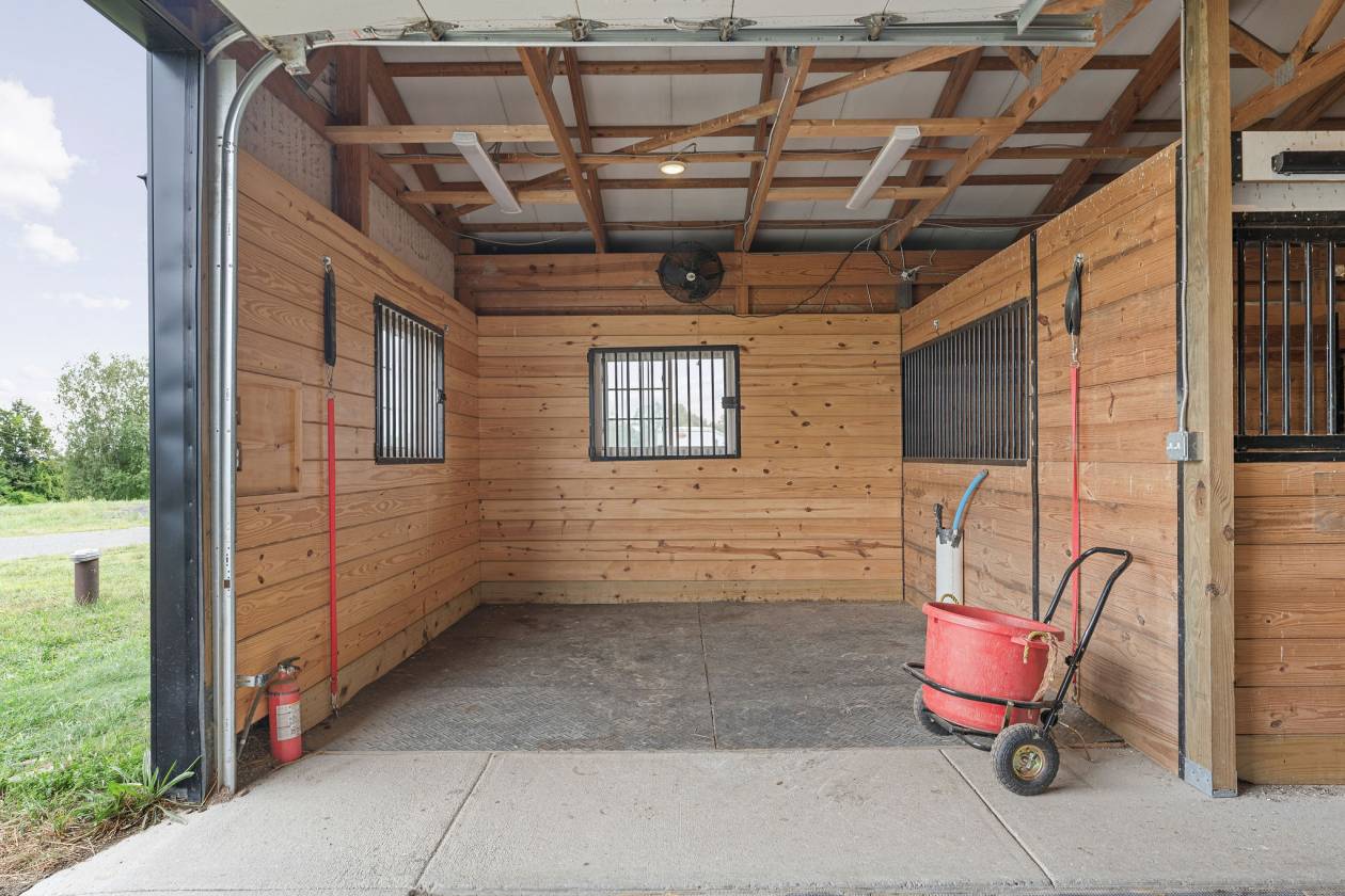 Elite Equestrian Estate! - photo 18