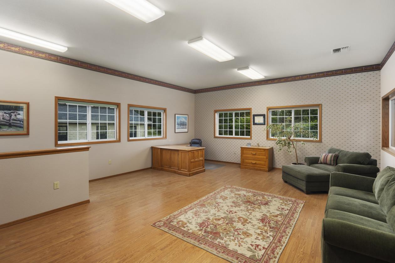 Forest Park Equestrian Center - In City 120 acres - photo 12