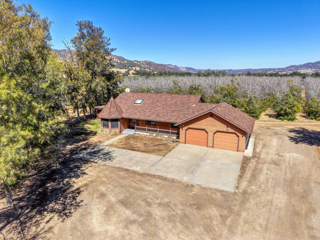 25-Acre Country Home & Horse Property - photo 8
