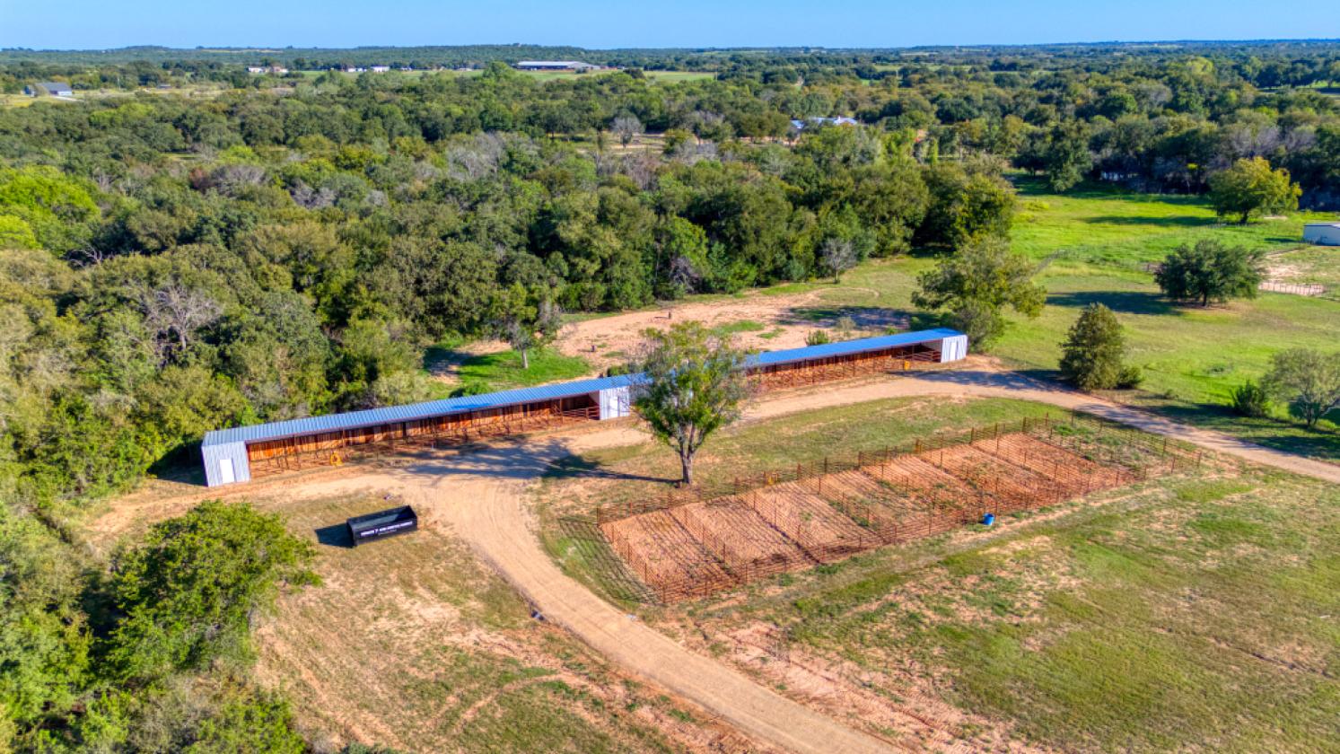 RV Park and Horse Boarding - photo 16