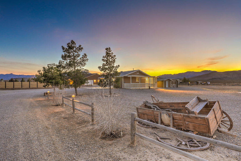 Almost 10 Acres of Pristine Equestrian Property Pahrump, Nye County