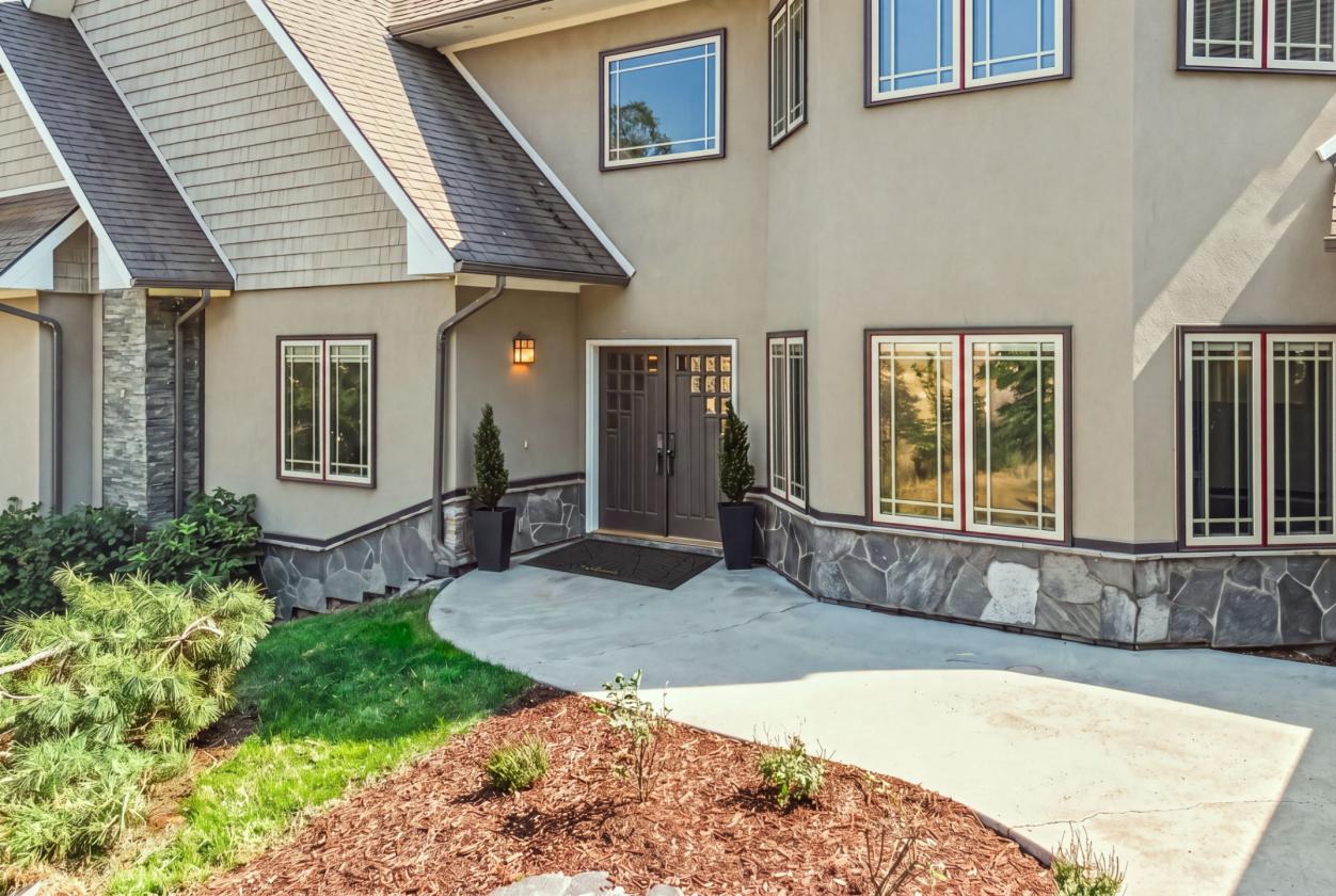 A home and property built for generations - photo 3