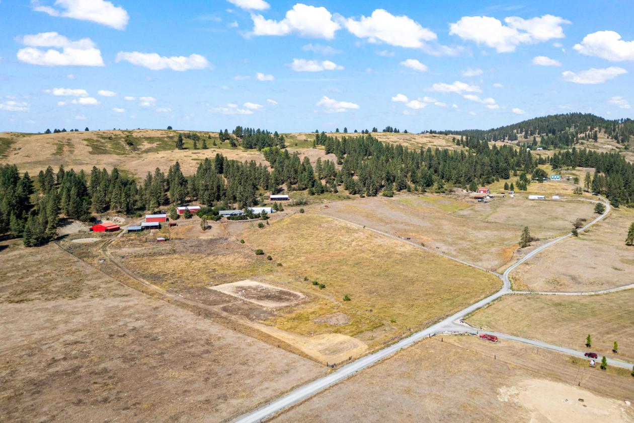 39 acre equestrian property!!! - photo 27