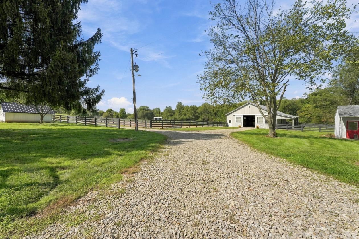 Horse Property with outstanding equine amenities - photo 12