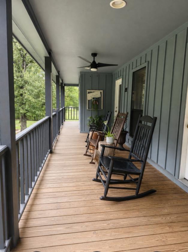 Stunning 22.6-Acre Horse Property - photo 6