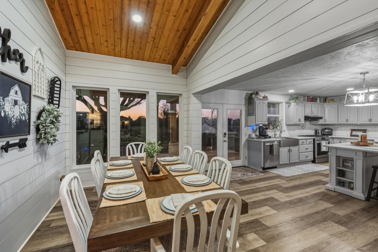 5+ Acres | Multiple Barns & Outbuildings + Home - photo 12