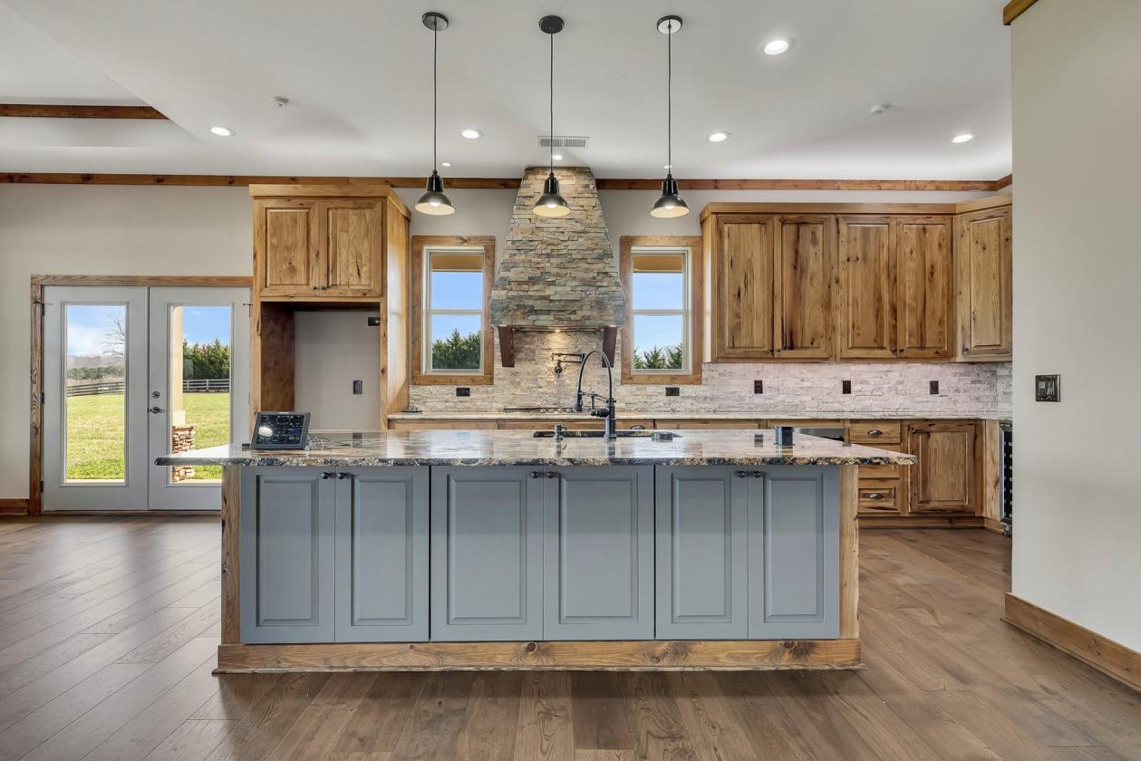Luxury Private Retreat, situated on 4 acres - photo 9