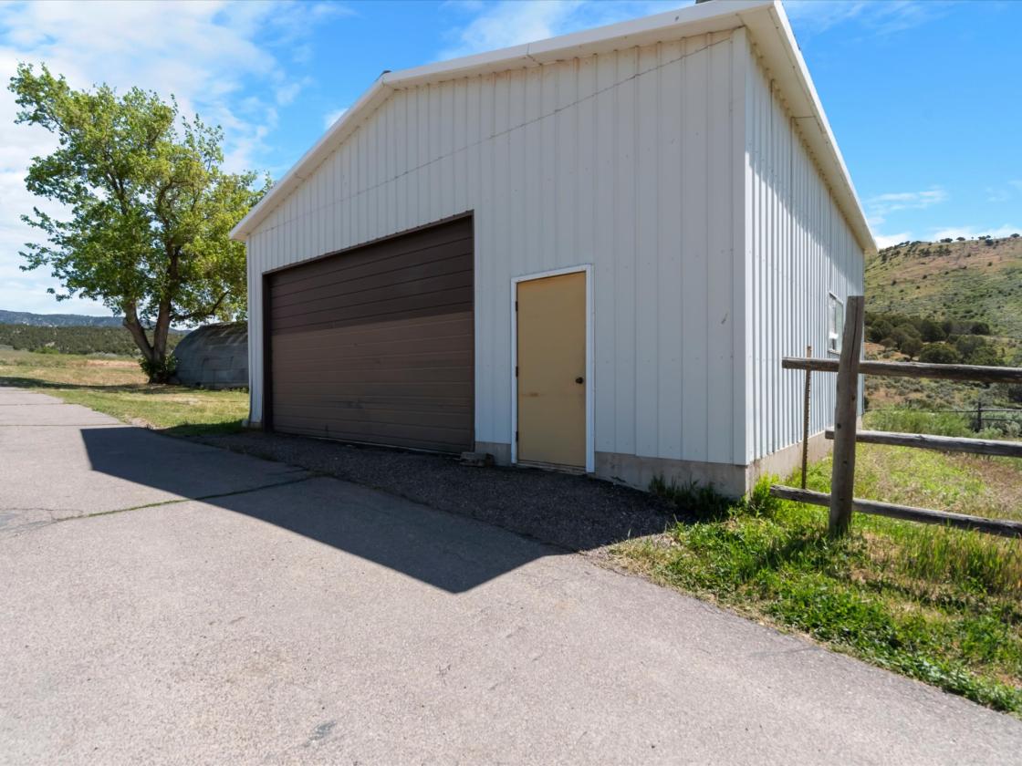 Horse Property on 138+/- Acres Bordering BLM - photo 6