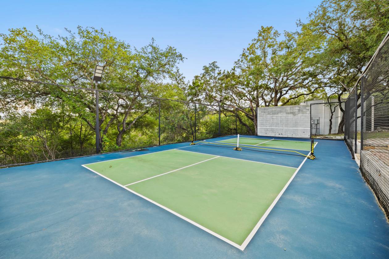 Luxury Texas Hill Country Equestrian Estate - photo 29