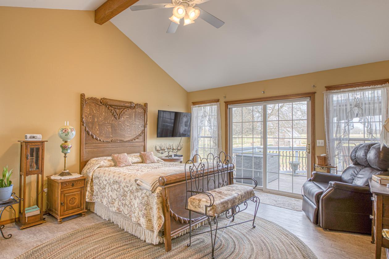 Everything you want in SW Missouri - photo 6