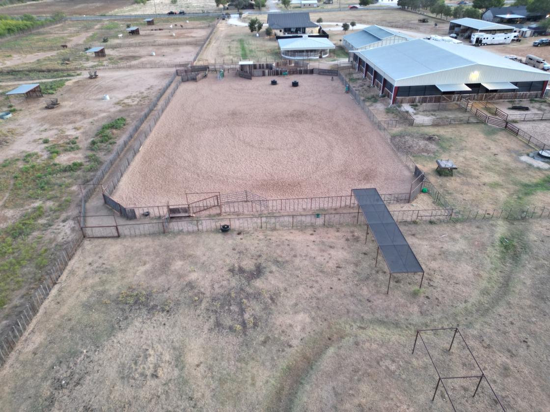 Premiere Cutting Horse Facility in Taylor County - photo 22