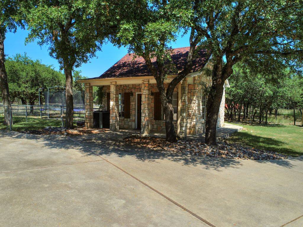 8040 Rolling Acres Trail FAIR OAKS RANCH Fair Oaks Ranch, Kendall