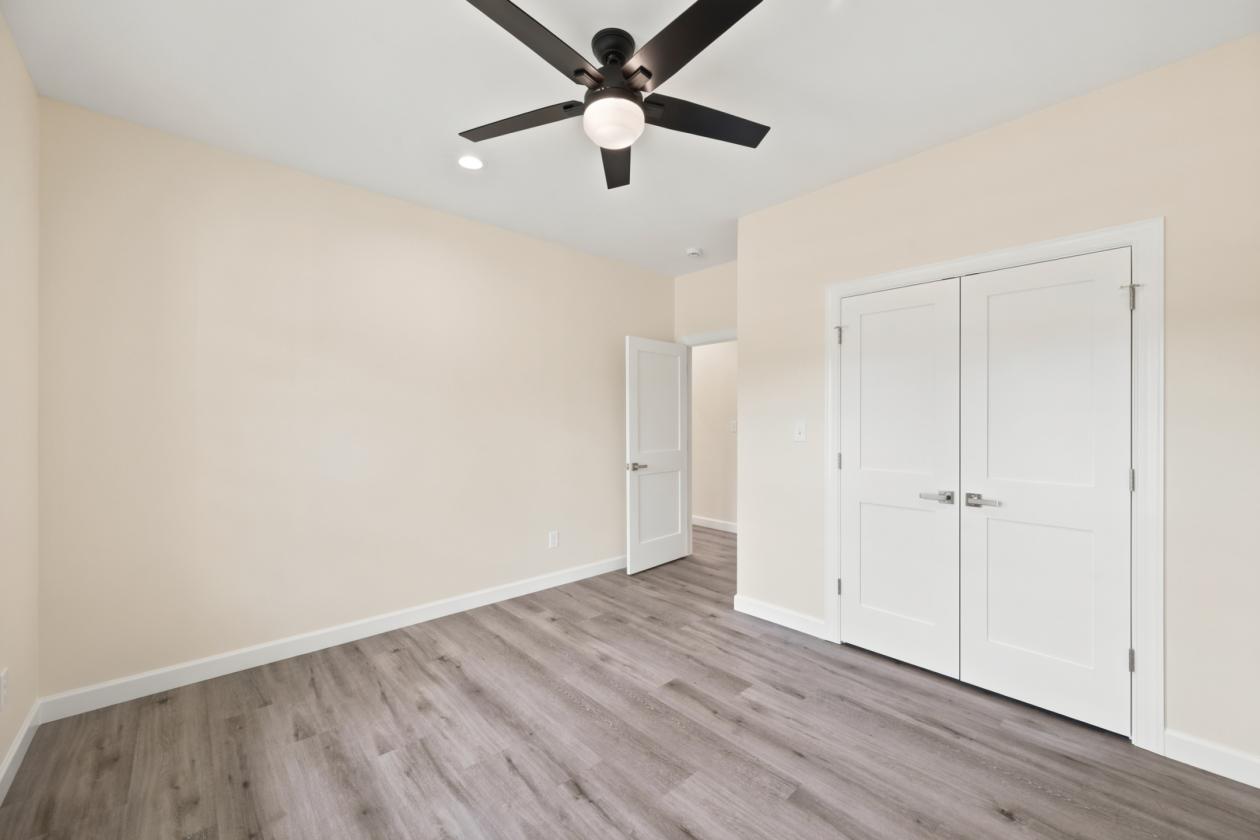 New Move-In Ready Equestrian Home on 8.72 Acres - photo 15