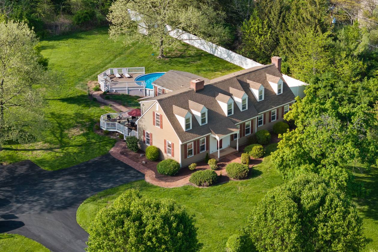 Horse Property for sale.