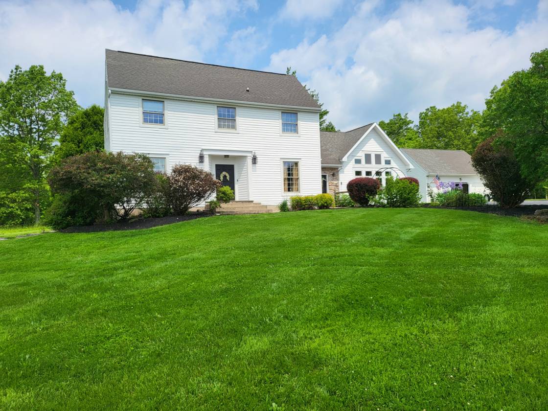 Horse Property for sale.