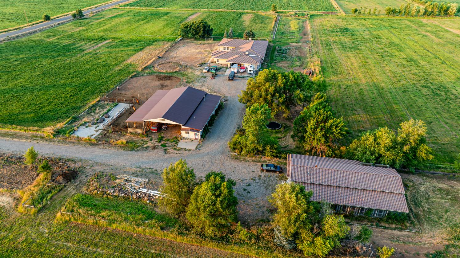 Horse Property for sale.