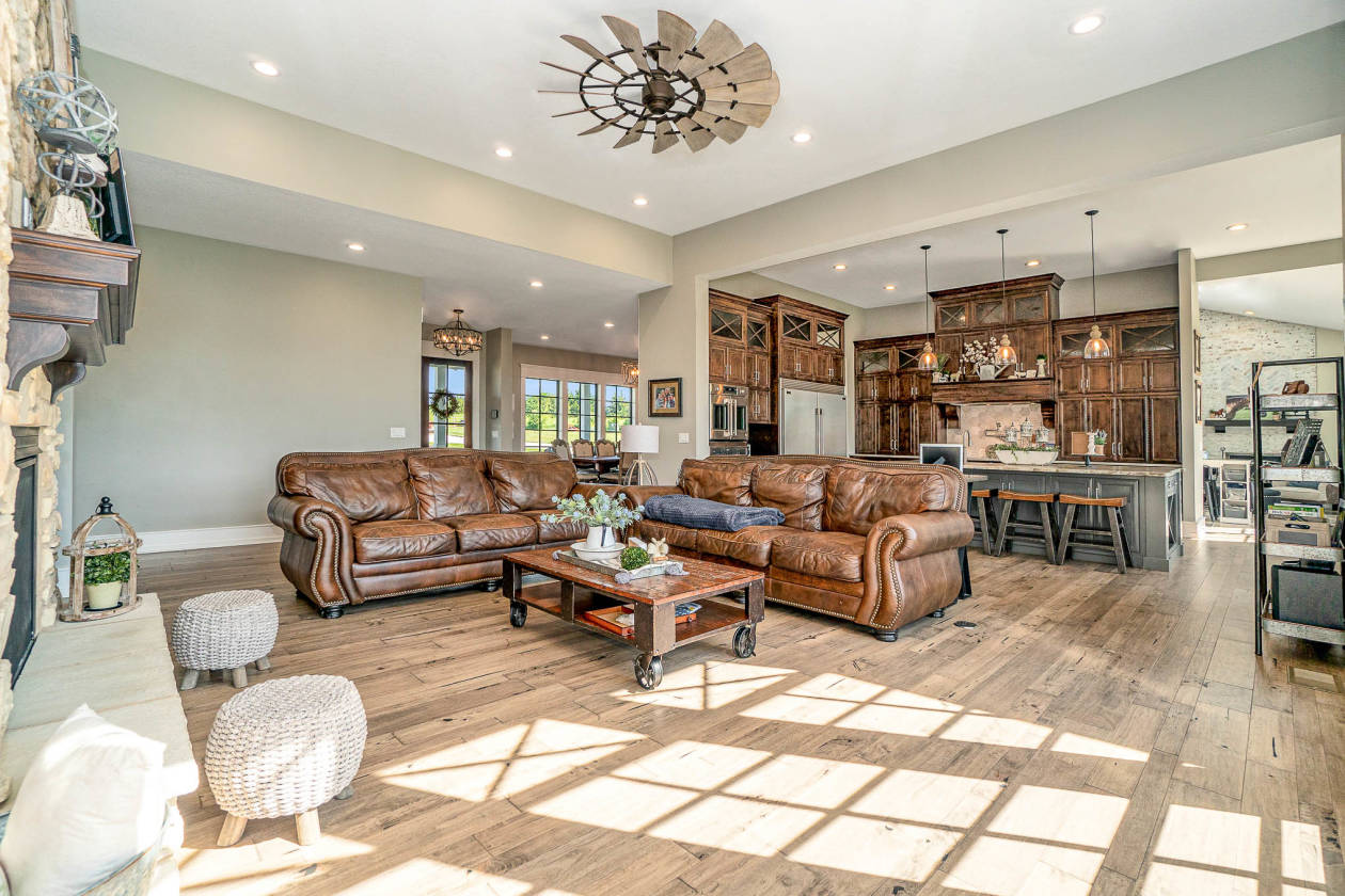 Quality Custom Built Equestrian Property Olathe, Johnson County, Kansas