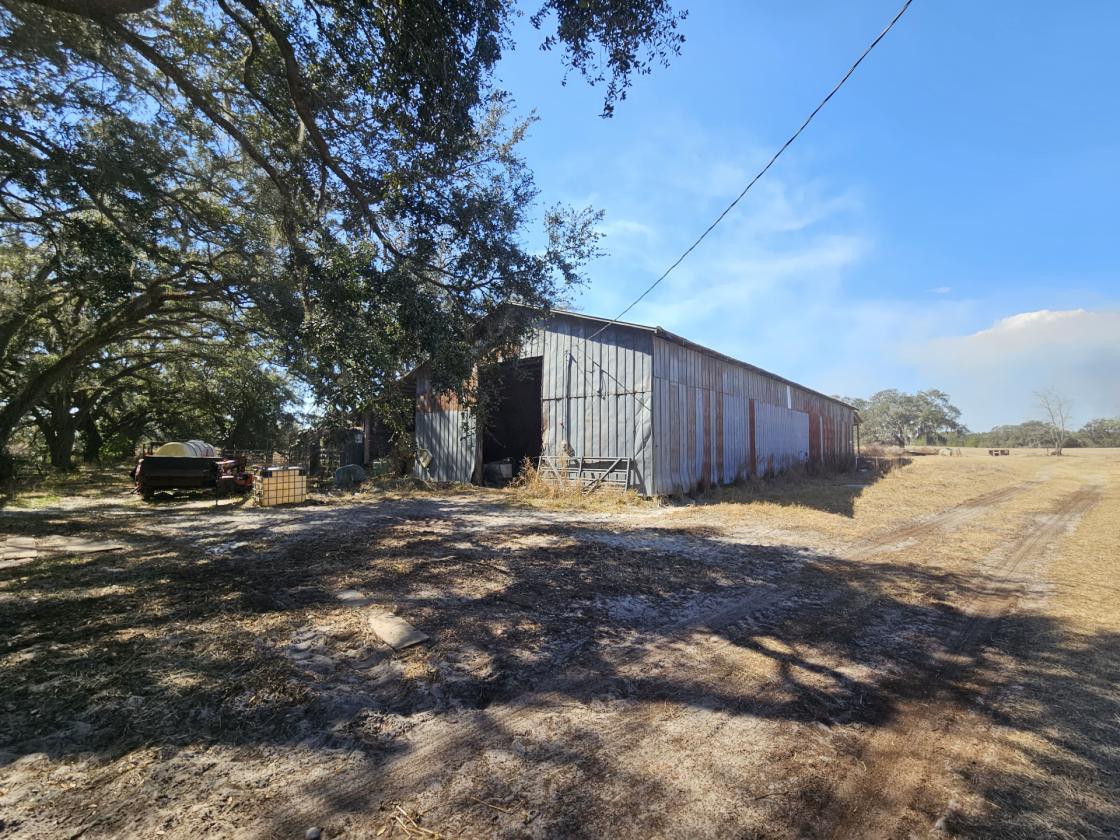 145 AC RANCH & ACCESS TO 37K+ AC STATE REC LANDS - photo 9