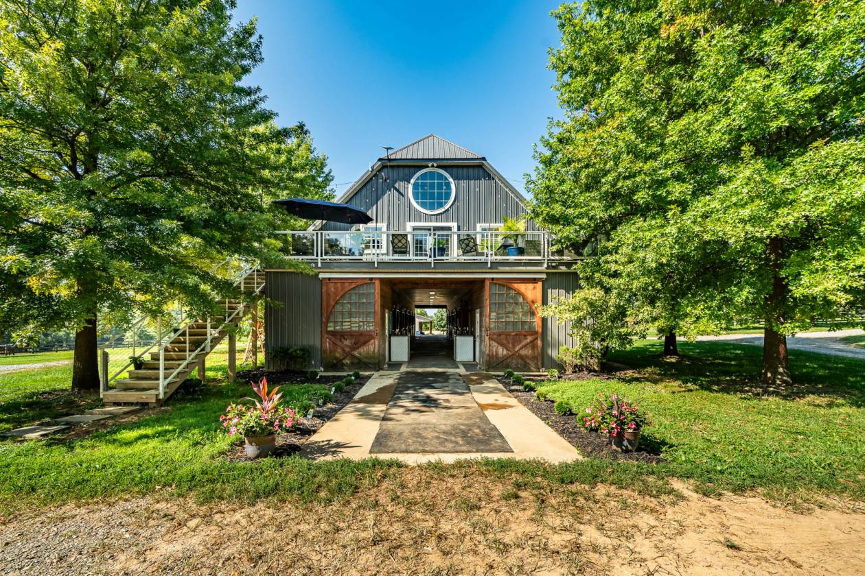 Horse Property for sale.