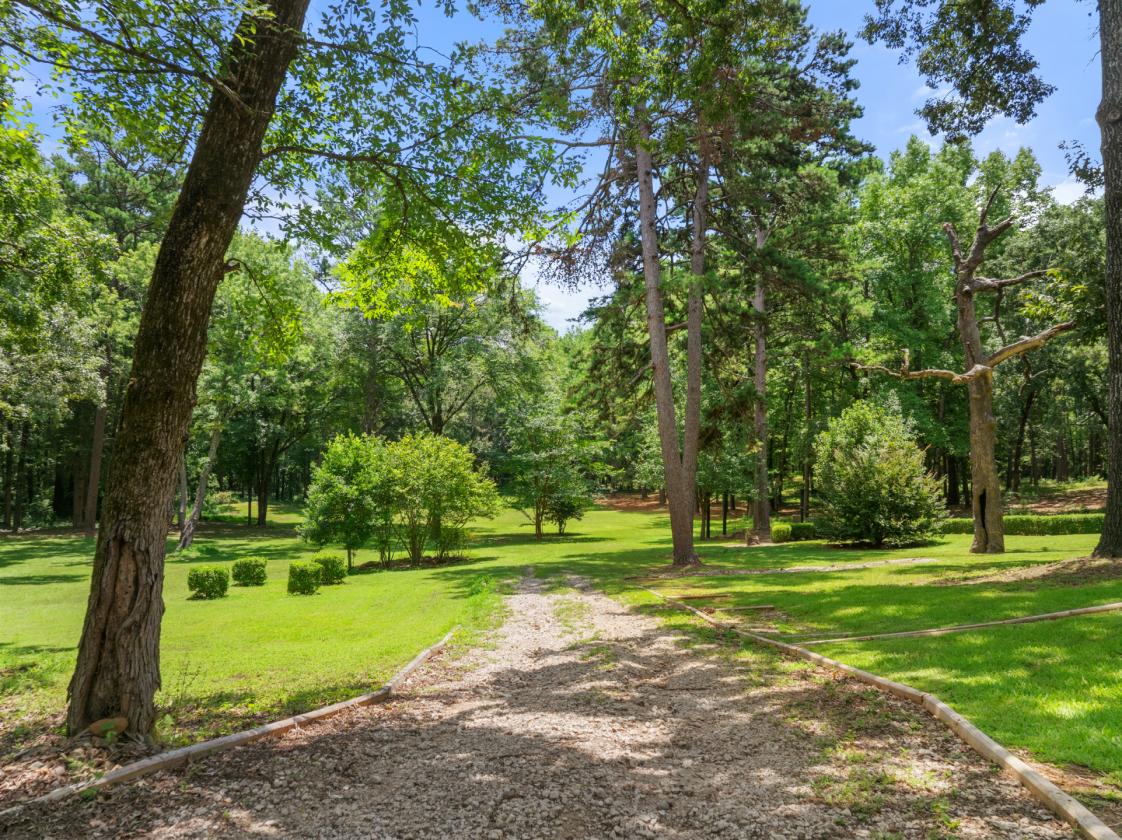 9.99 Acres in a park-like setting - photo 6