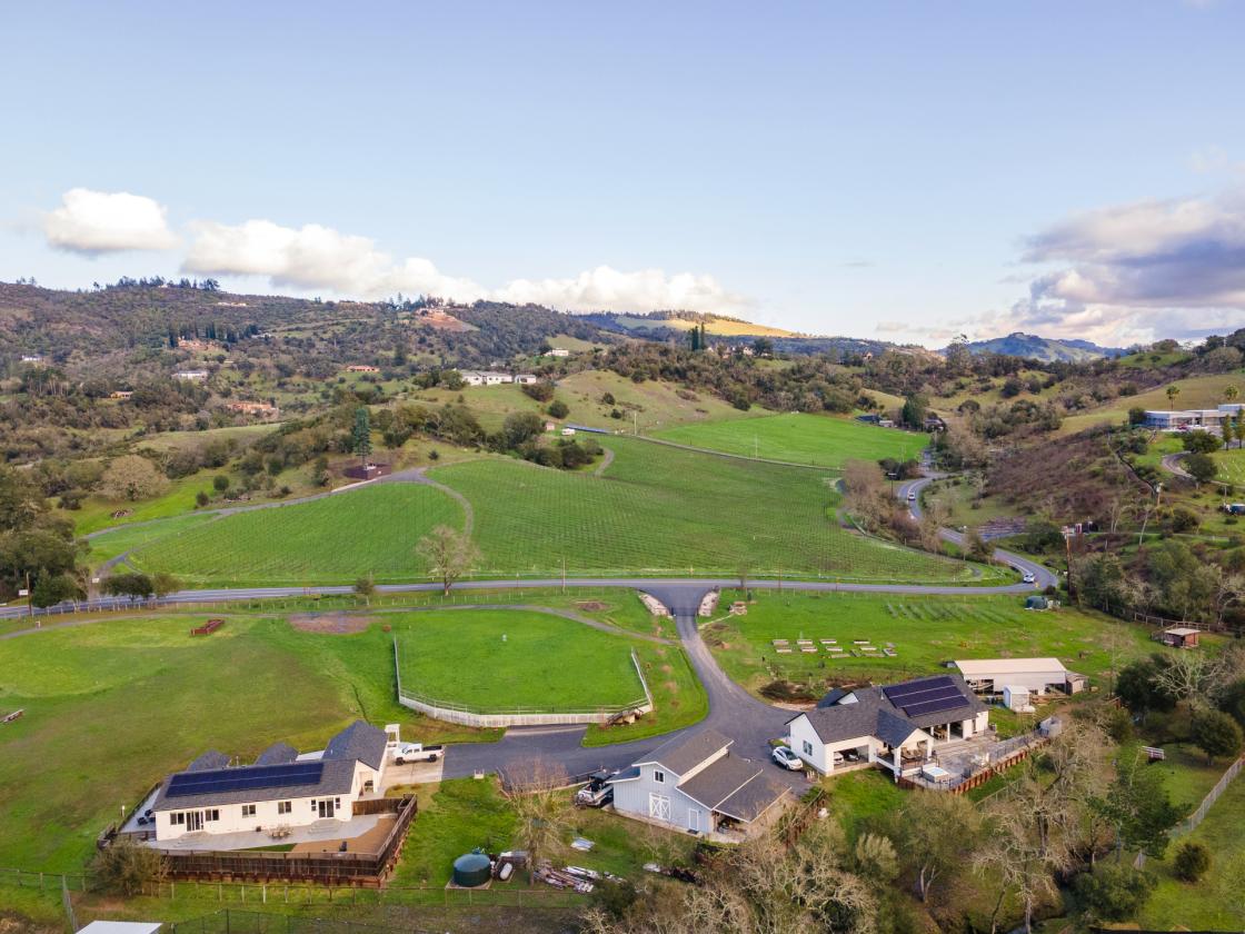Wine Country Compound with Equestrian Facilities - photo 27