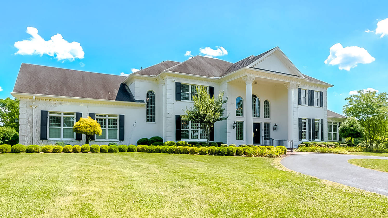 40 Acre Lexington, Kentucky Estate with Luxury Residence Lexington