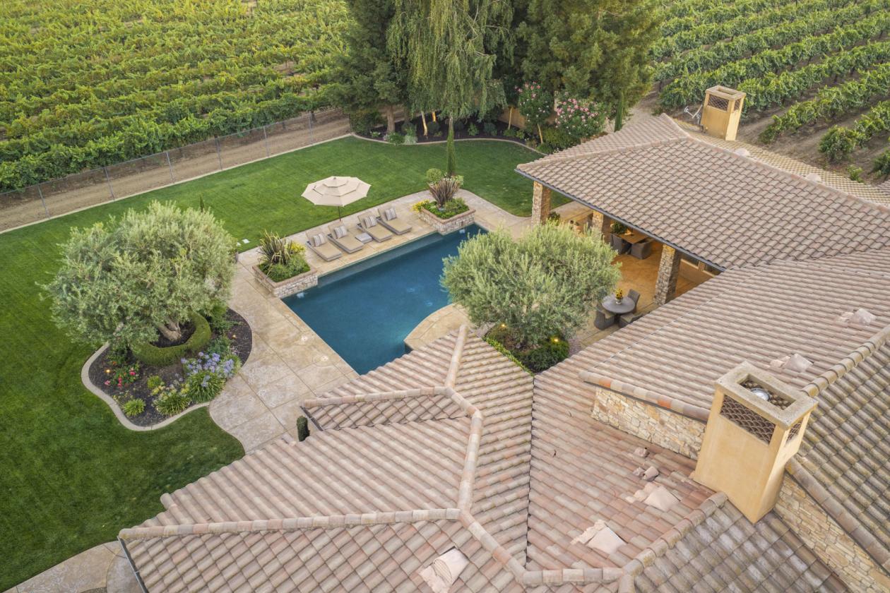 Luxury Equestrian Estate - photo 3